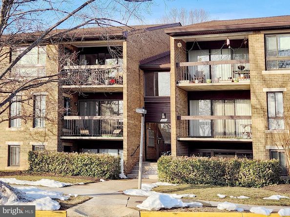 551 Florida Avenue 202, Herndon VA 20170