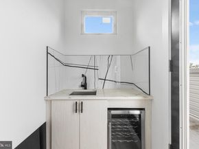 647 N 41st Street UNIT C, Philadelphia PA 19104