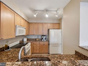 3101 N Hampton Drive 608, Alexandria VA 22302