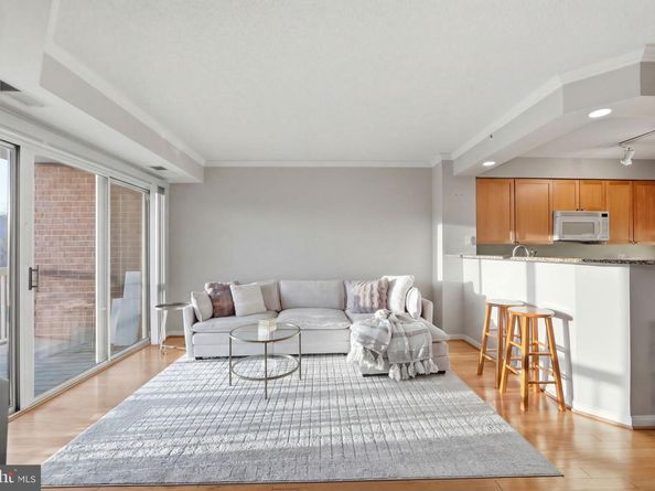 3101 N Hampton Drive 608, Alexandria VA 22302