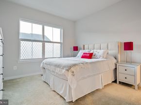 5509 Valmarana Way, Alexandria VA 22312