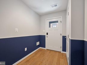 5509 Valmarana Way, Alexandria VA 22312