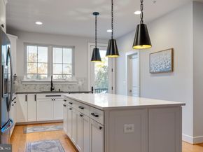 5509 Valmarana Way, Alexandria VA 22312