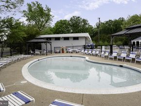 5509 Valmarana Way, Alexandria VA 22312