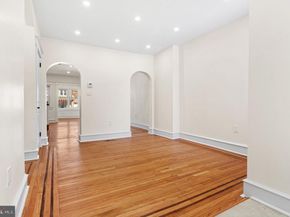 6812 Sprague Street, Philadelphia PA 19119