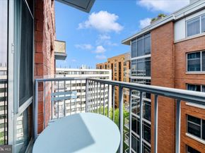 1117 10TH Street NW 1009, Washington DC 20001