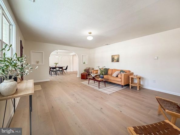 101 Walnut Lane, Yardley PA 19067