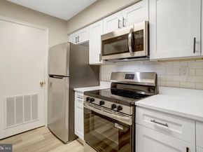 3375 Lakeside View Drive 191, Falls Church VA 22041