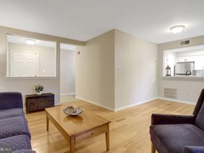 3375 Lakeside View Drive 191, Falls Church VA 22041