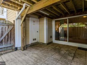3375 Lakeside View Drive 191, Falls Church VA 22041