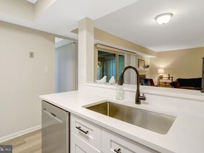 3375 Lakeside View Drive 191, Falls Church VA 22041