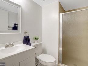 3375 Lakeside View Drive 191, Falls Church VA 22041
