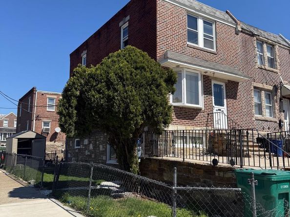 4501 Oakmont Street, Philadelphia PA 19136