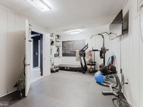 6543 Jay Miller Drive, Falls Church VA 22041
