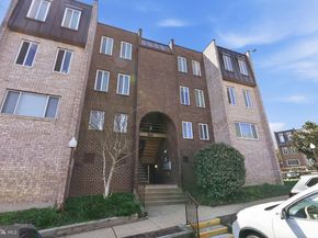 5017 7TH Road S 102, Arlington VA 22204