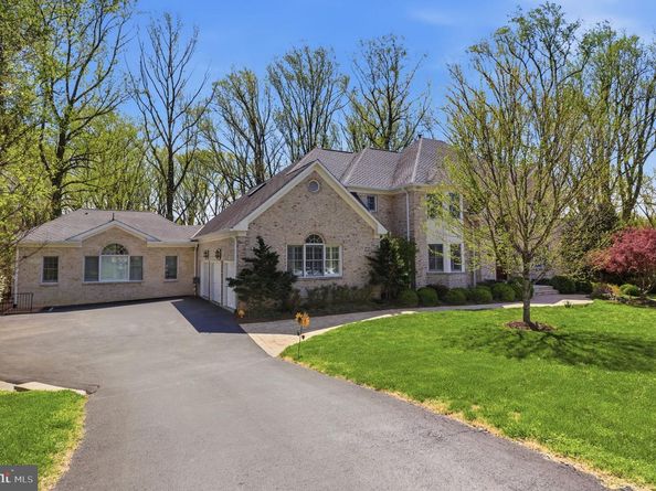 9703 Mill Race Estates Drive, Vienna VA 22182