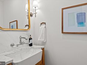 3612 N Glebe Road, Arlington VA 22207