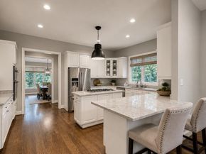 3242 Valley Lane, Falls Church VA 22044