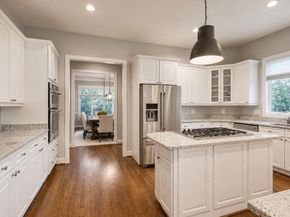 3242 Valley Lane, Falls Church VA 22044
