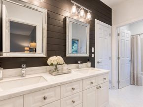 3242 Valley Lane, Falls Church VA 22044