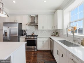600 Harvard Street NW 2, Washington DC 20001