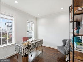 600 Harvard Street NW 2, Washington DC 20001