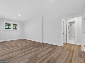 8904 Higdon Drive, Vienna VA 22182