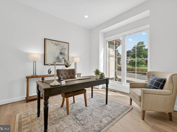 8904 Higdon Drive, Vienna VA 22182