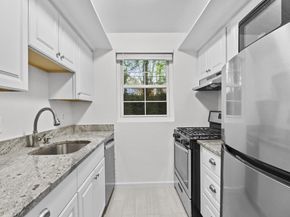 2030 N Vermont Street N 102, Arlington VA 22207