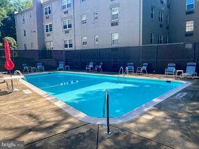 2030 N Vermont Street N 102, Arlington VA 22207