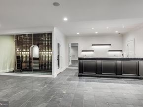 6704 Lupine Lane, Mclean VA 22101