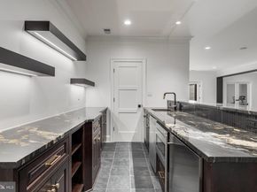 6704 Lupine Lane, Mclean VA 22101