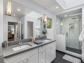 2114 Greenbrier Drive, Villanova PA 19085