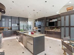 9 Oaklyn Court, Potomac MD 20854