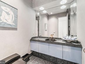 9 Oaklyn Court, Potomac MD 20854