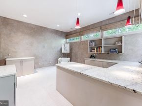 9 Oaklyn Court, Potomac MD 20854