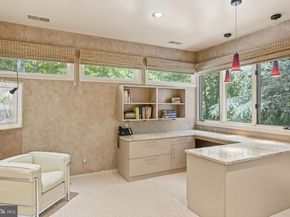 9 Oaklyn Court, Potomac MD 20854