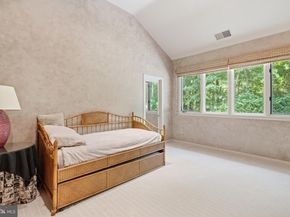 9 Oaklyn Court, Potomac MD 20854