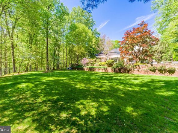 9 Oaklyn Court, Potomac MD 20854