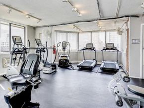 1024 N Utah Street 217, Arlington VA 22201