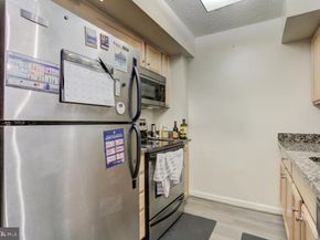 1024 N Utah Street 217, Arlington VA 22201