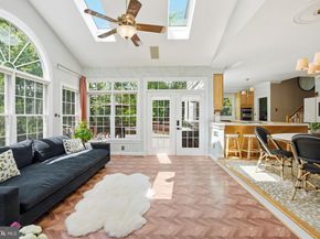 1605 Lupine Den Court, Vienna VA 22182