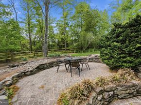 1605 Lupine Den Court, Vienna VA 22182