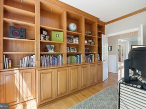 1605 Lupine Den Court, Vienna VA 22182