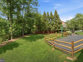 1605 Lupine Den Court, Vienna VA 22182