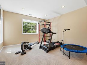 1605 Lupine Den Court, Vienna VA 22182