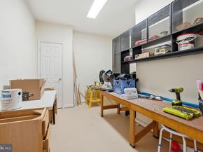 1605 Lupine Den Court, Vienna VA 22182