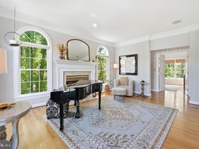 1605 Lupine Den Court, Vienna VA 22182