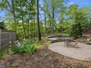 1605 Lupine Den Court, Vienna VA 22182