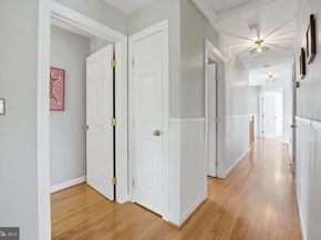 1605 Lupine Den Court, Vienna VA 22182